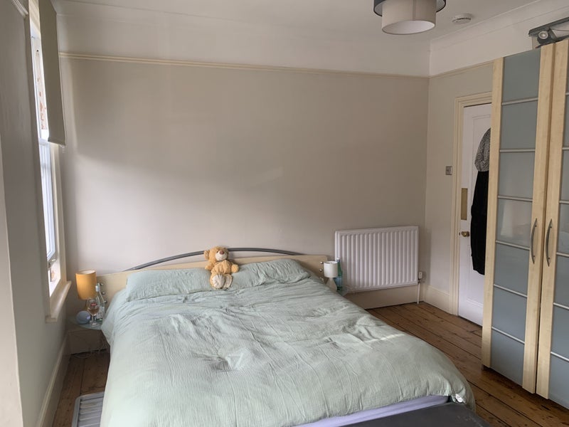 Room Deanery Road in Greater London