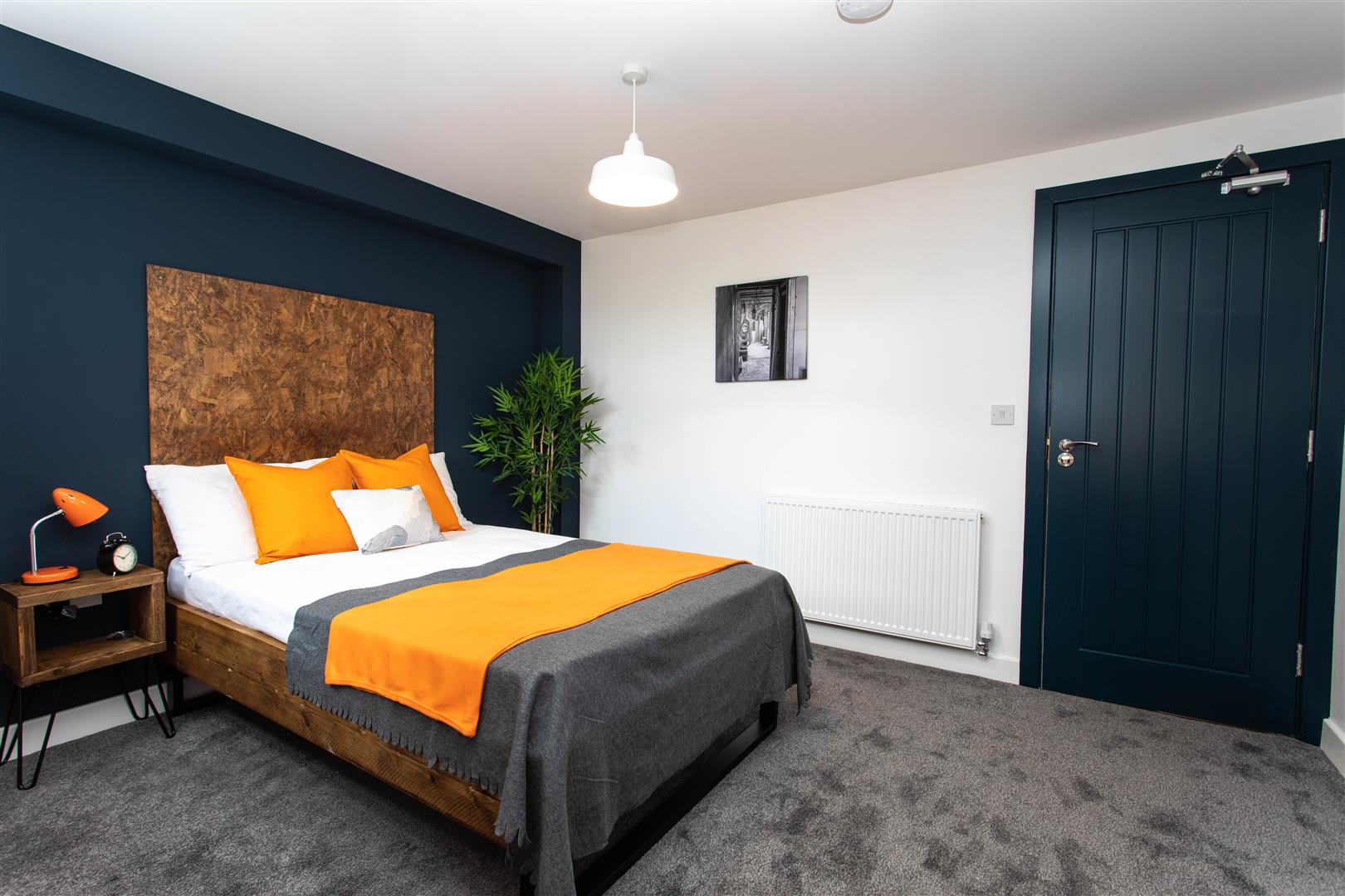 Room St. George's Road in Coventry