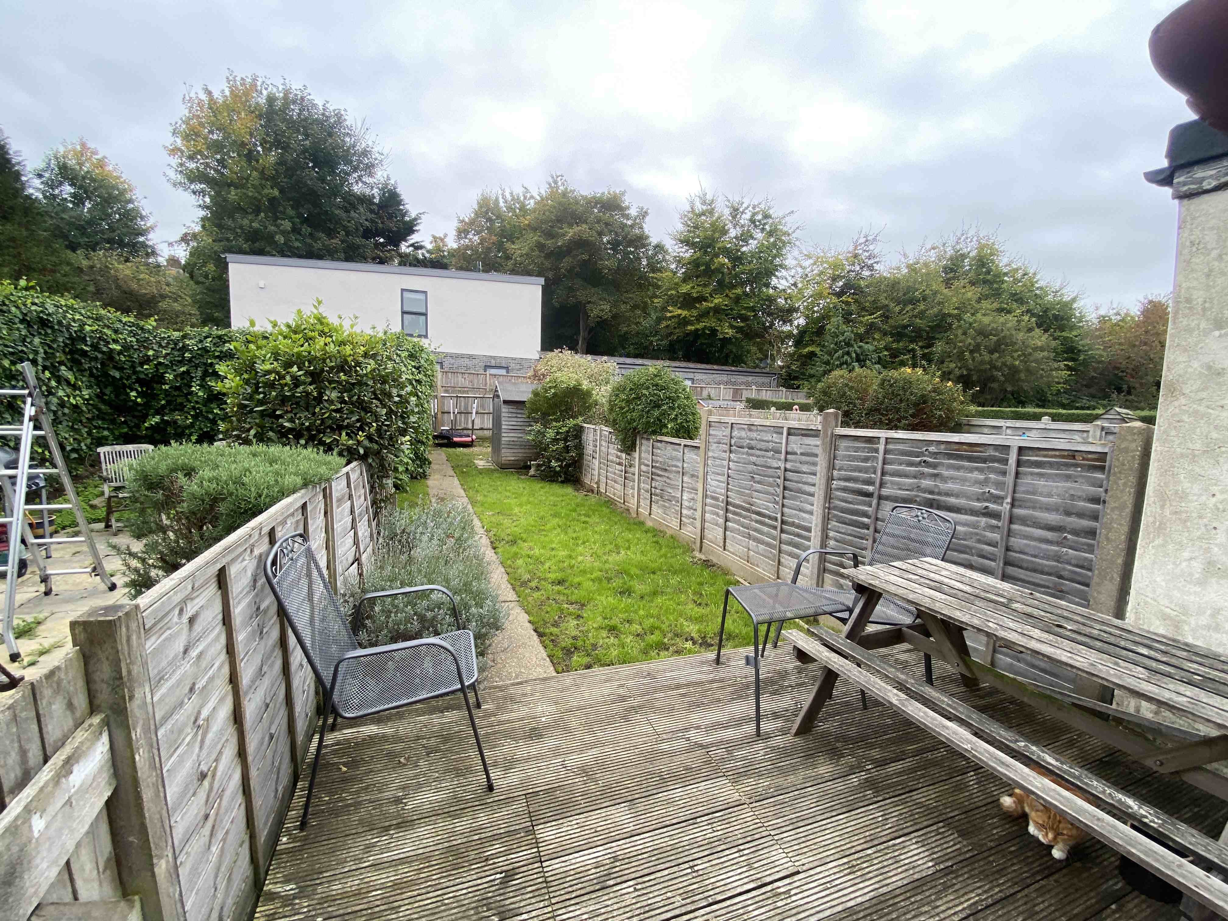 House Vale Road in Hertsmere