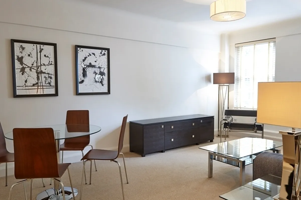 Flat Fulham Road in Greater London