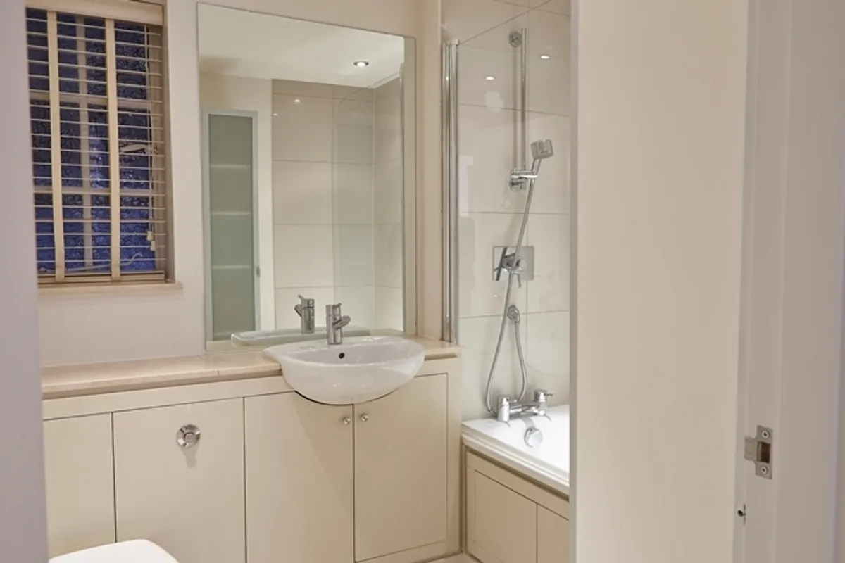 Flat Fulham Road in Greater London