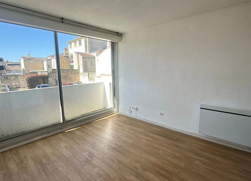 Flat Cité Mouneyra in Bordeaux