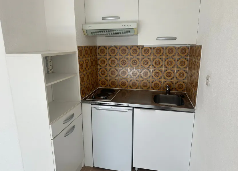 Flat Cité Mouneyra in Bordeaux