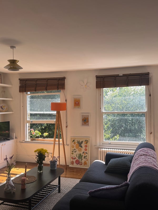Room Evering Road in Greater London