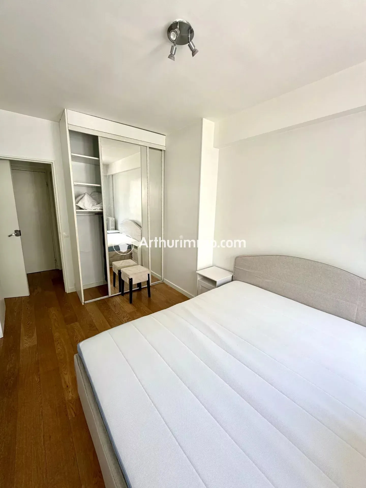 Flat Rue Saint-Denis in Paris