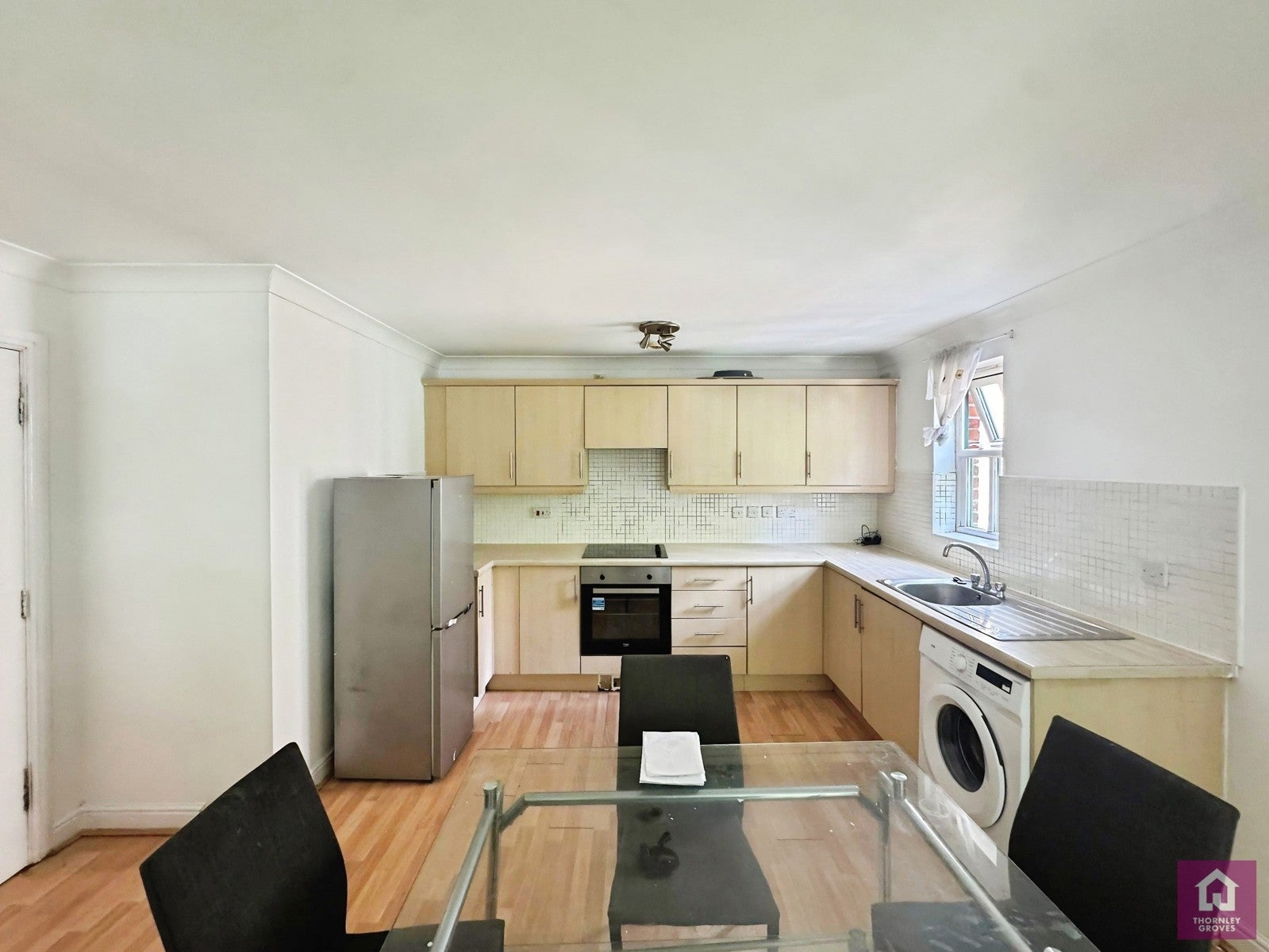 Flat Hadfield Close in Manchester