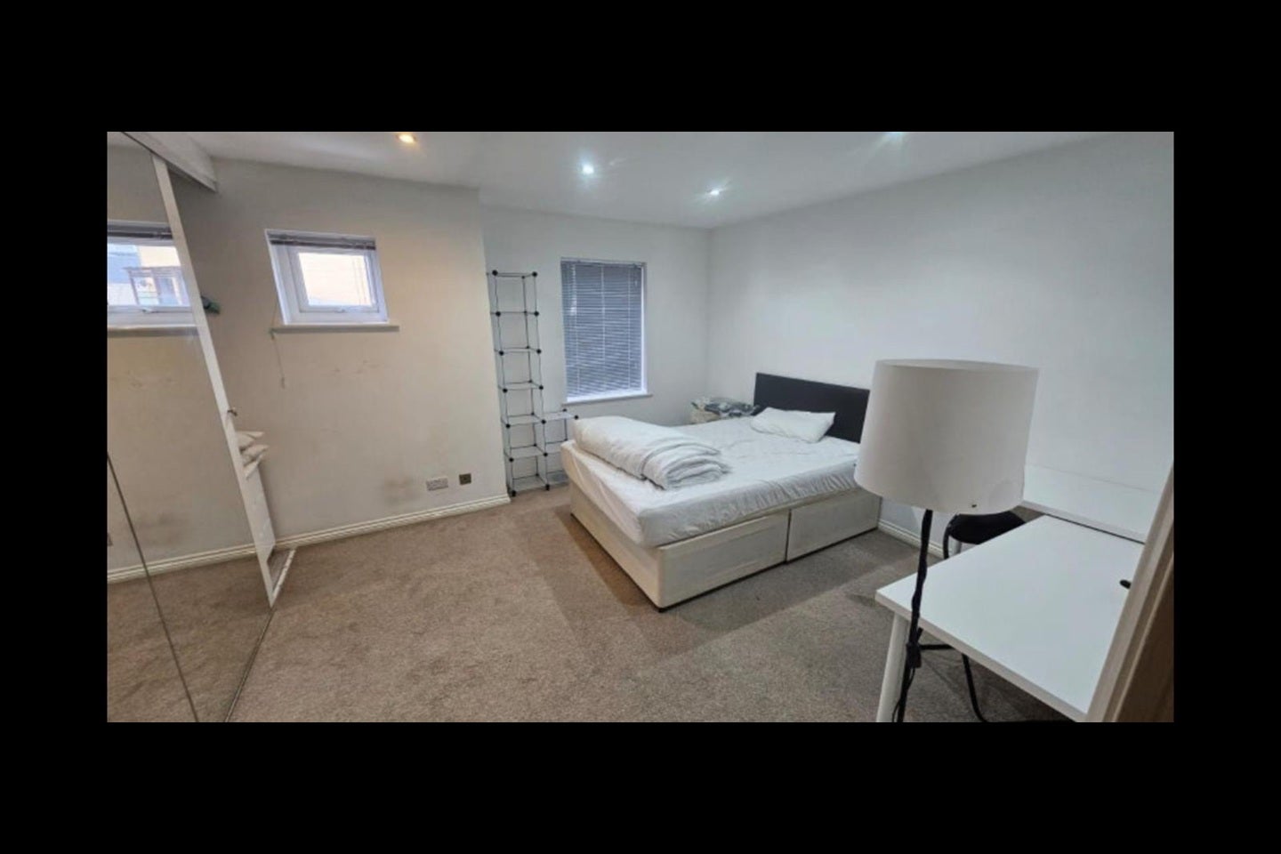 Room Indigo Mews in Greater London