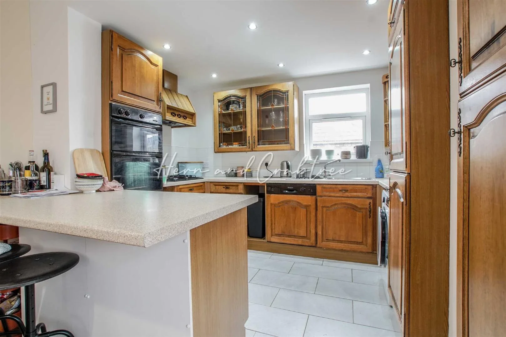 Flat Llanfair Road in Cardiff