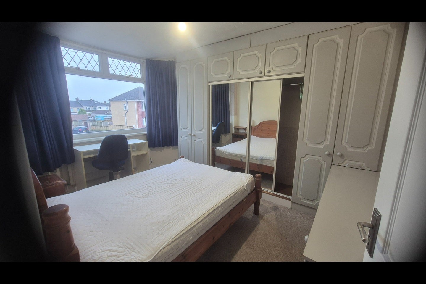 Room Filton Avenue in Bristol