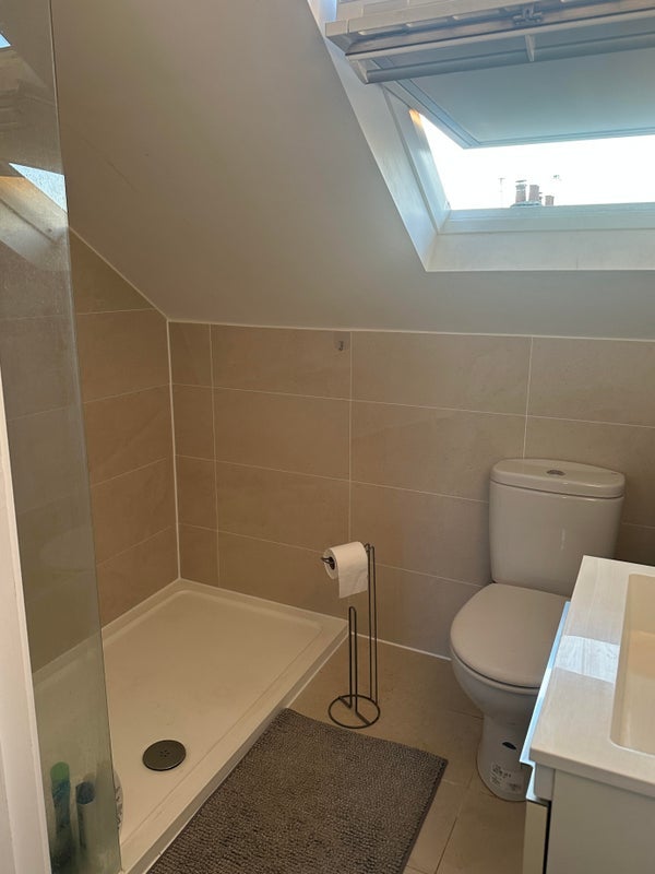 Room Lambrook Terrace in Greater London