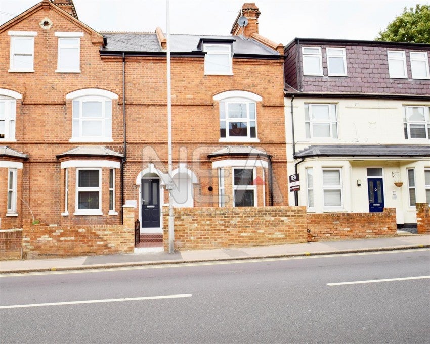 Flat North Street in Reading