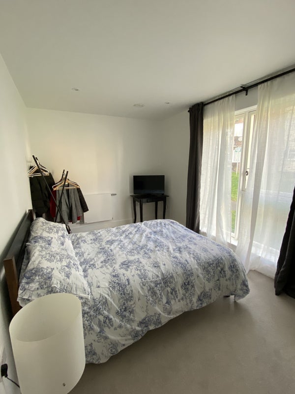 Room Auckland Rise in Greater London