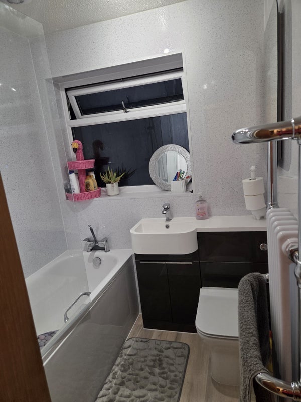 Room Halstead Walk in Maidstone