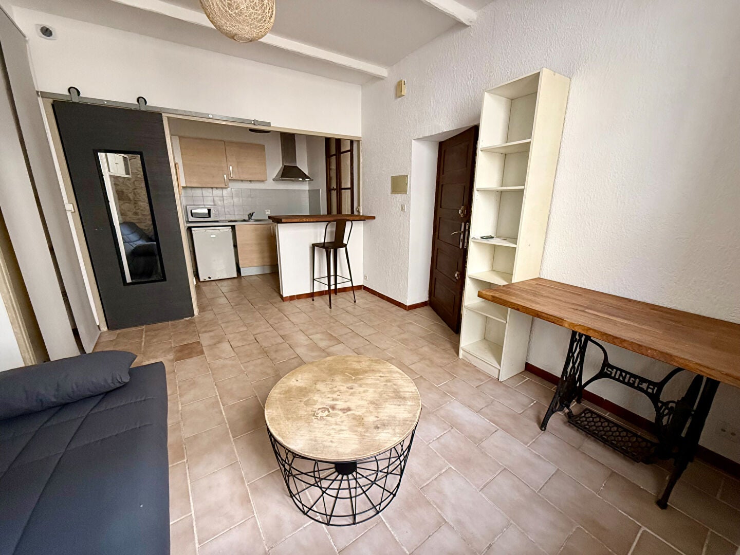 Chambre Rue Vincent Faïta à Nîmes