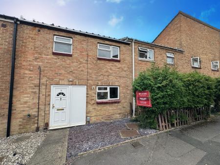 House Warneford Close in Swindon