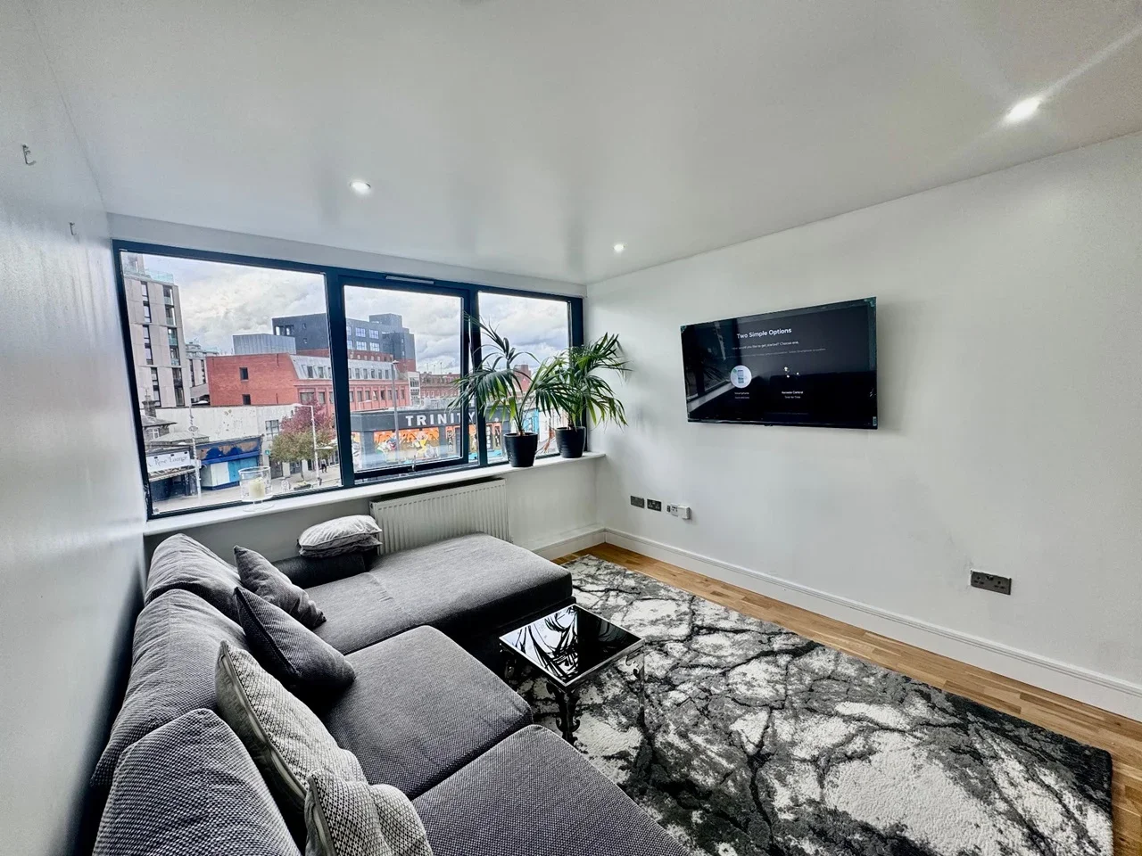 Flat Gayton Road in Greater London