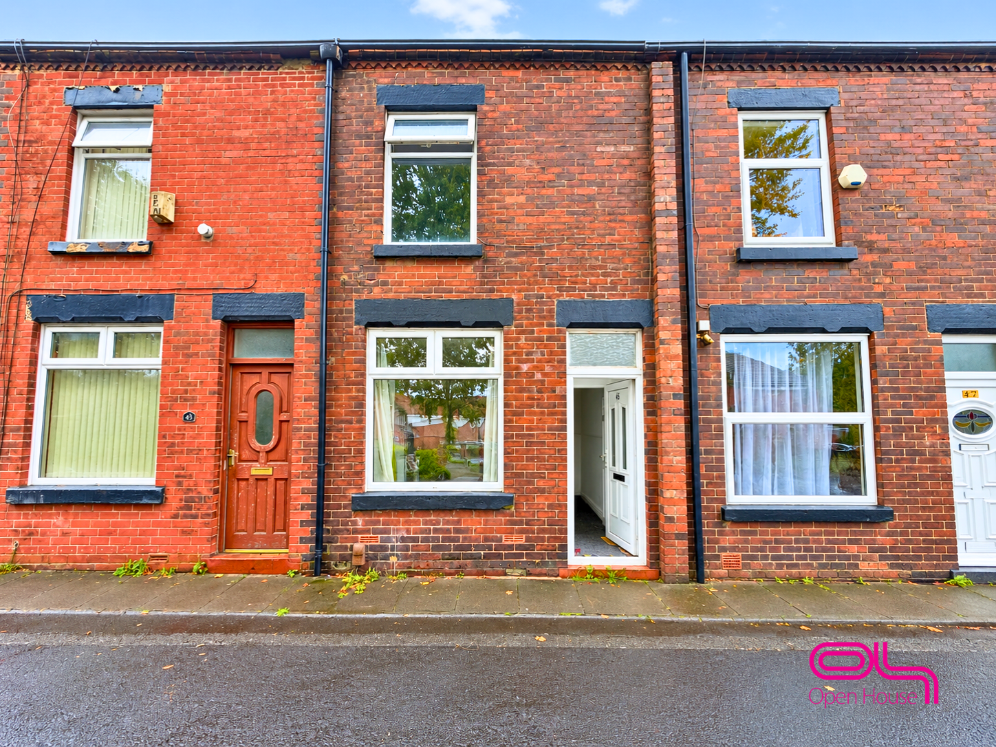 House Harold Street in Bolton