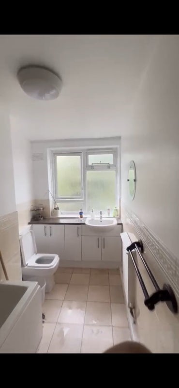 Room Trellis Square in Greater London