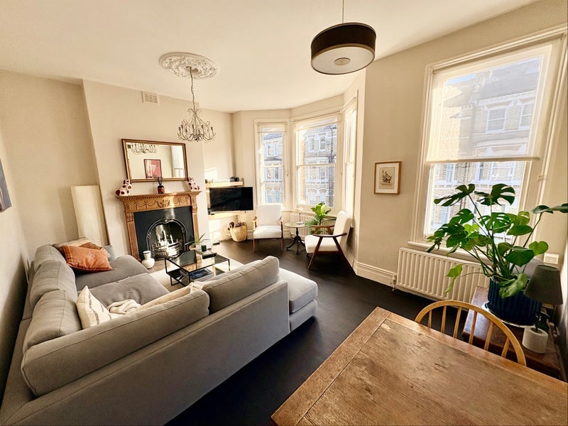 Room Mayflower Road in Greater London