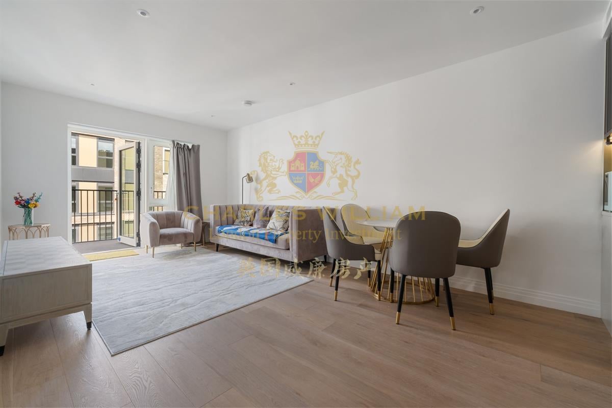 Flat Thurstan Street in Greater London