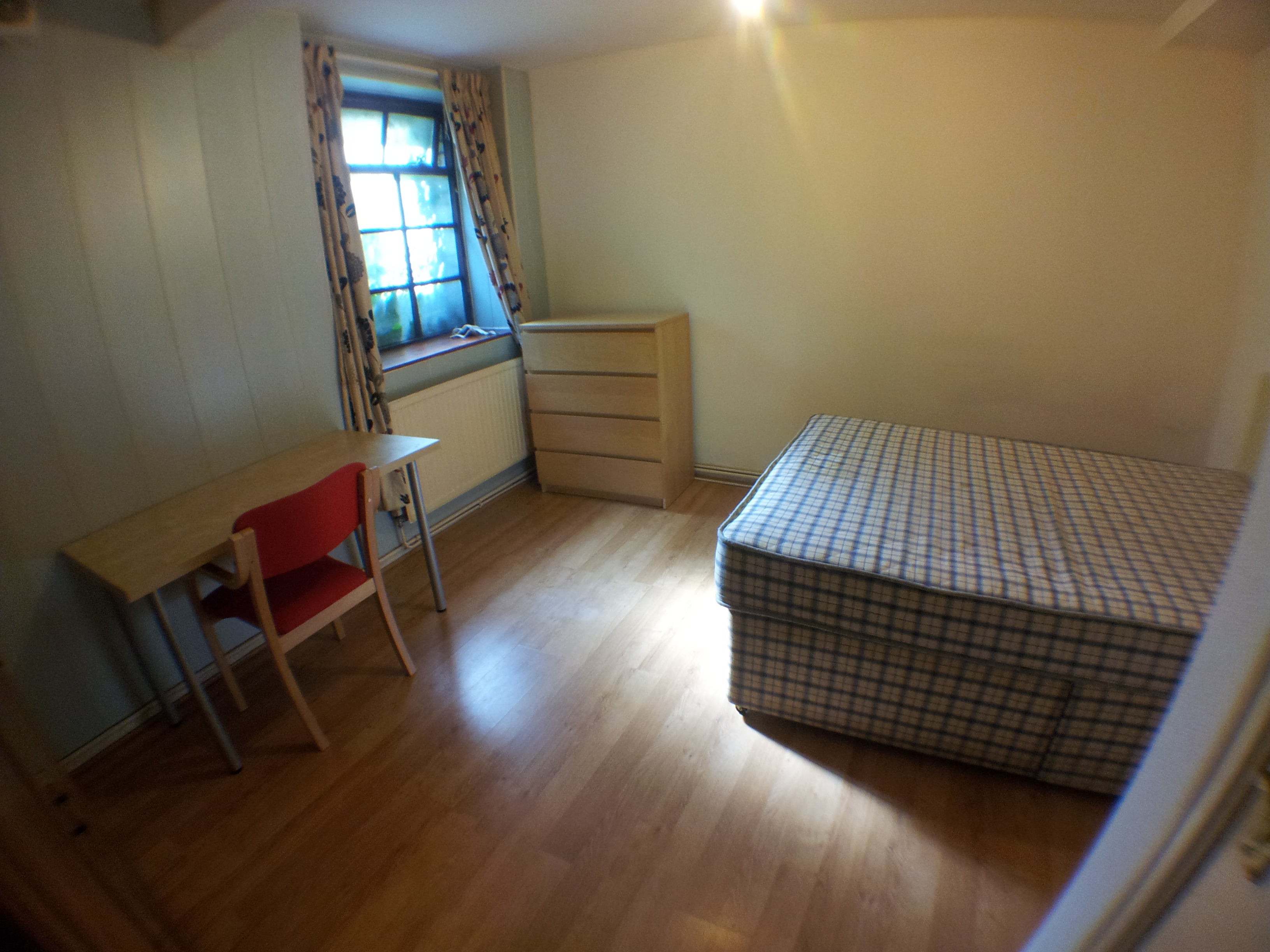 Flat Swinton Grove in Manchester