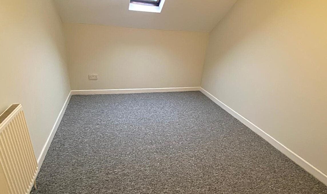 Flat Penarth Road in Cardiff