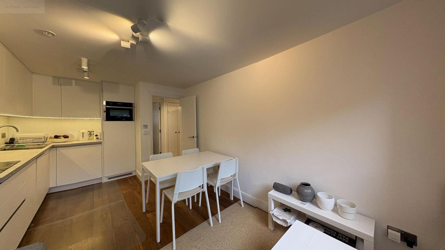 Flat Cunningham Place in City of Westminster