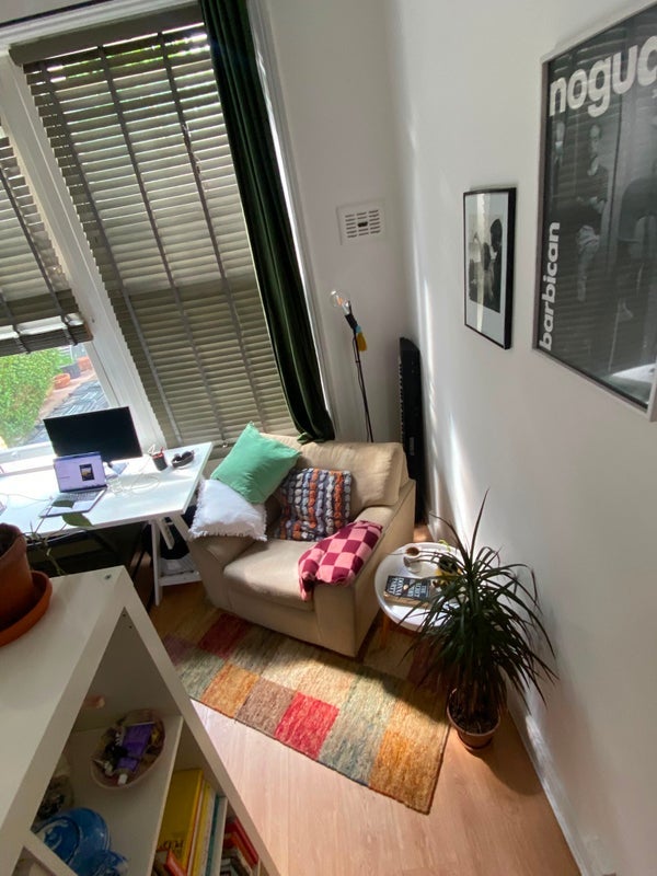 Room Thistlewaite Road in Greater London