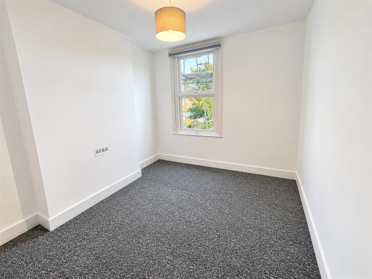 Flat St Leonards Road in Portslade by Sea