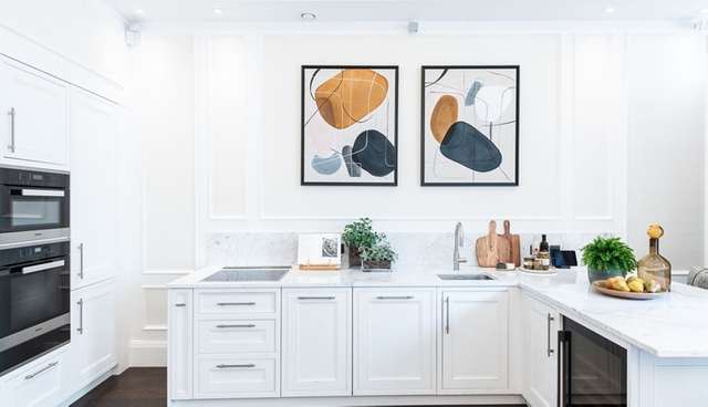 Flat Prince of Wales Terrace in Greater London