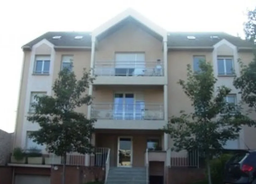 Flat Rue Blaise Pascal in Palaiseau