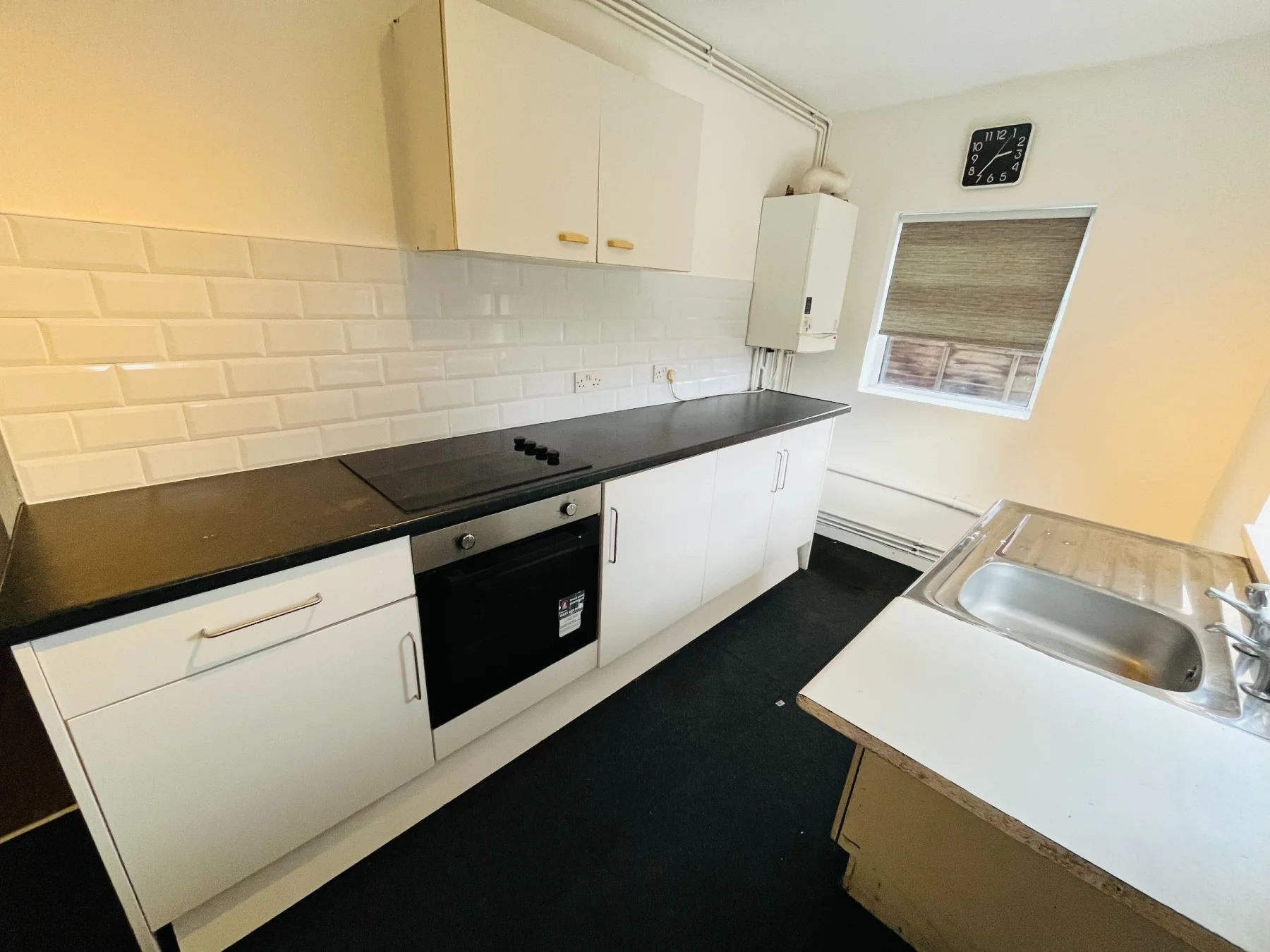 Flat Vicarage Lane in Coventry