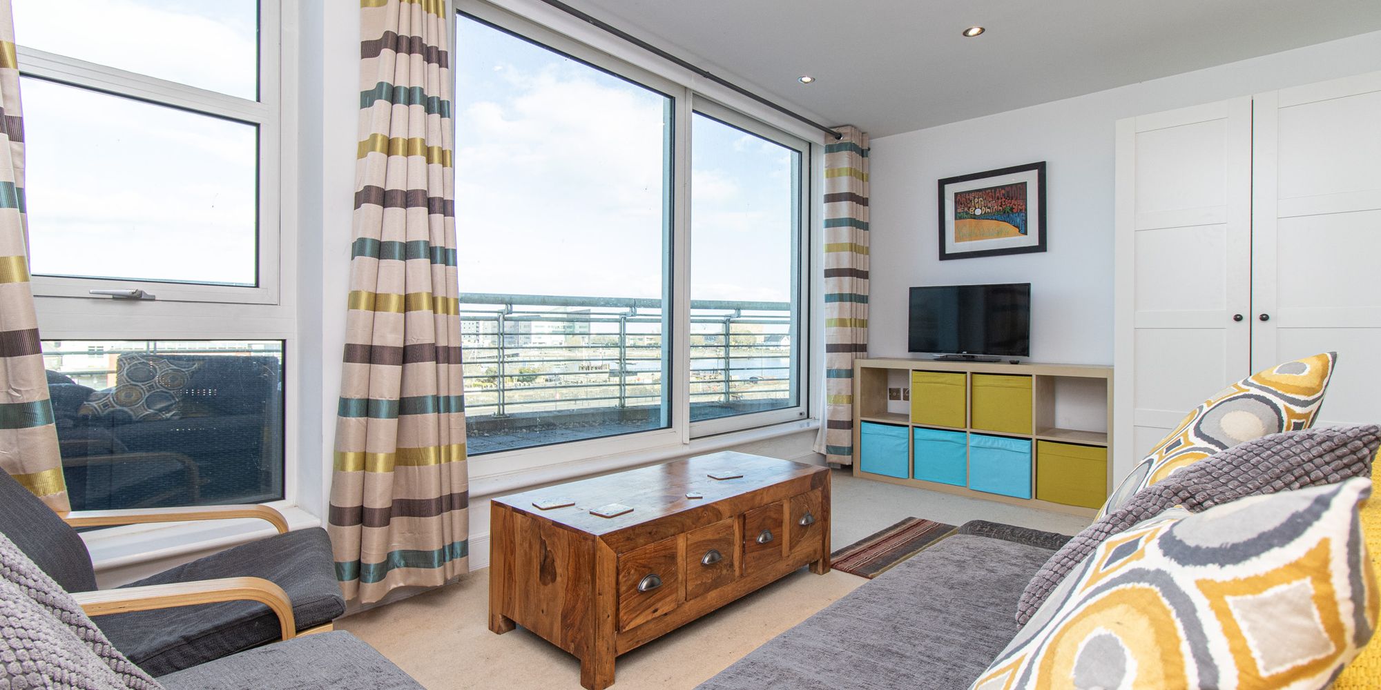 Flat Havannah Street in Cardiff