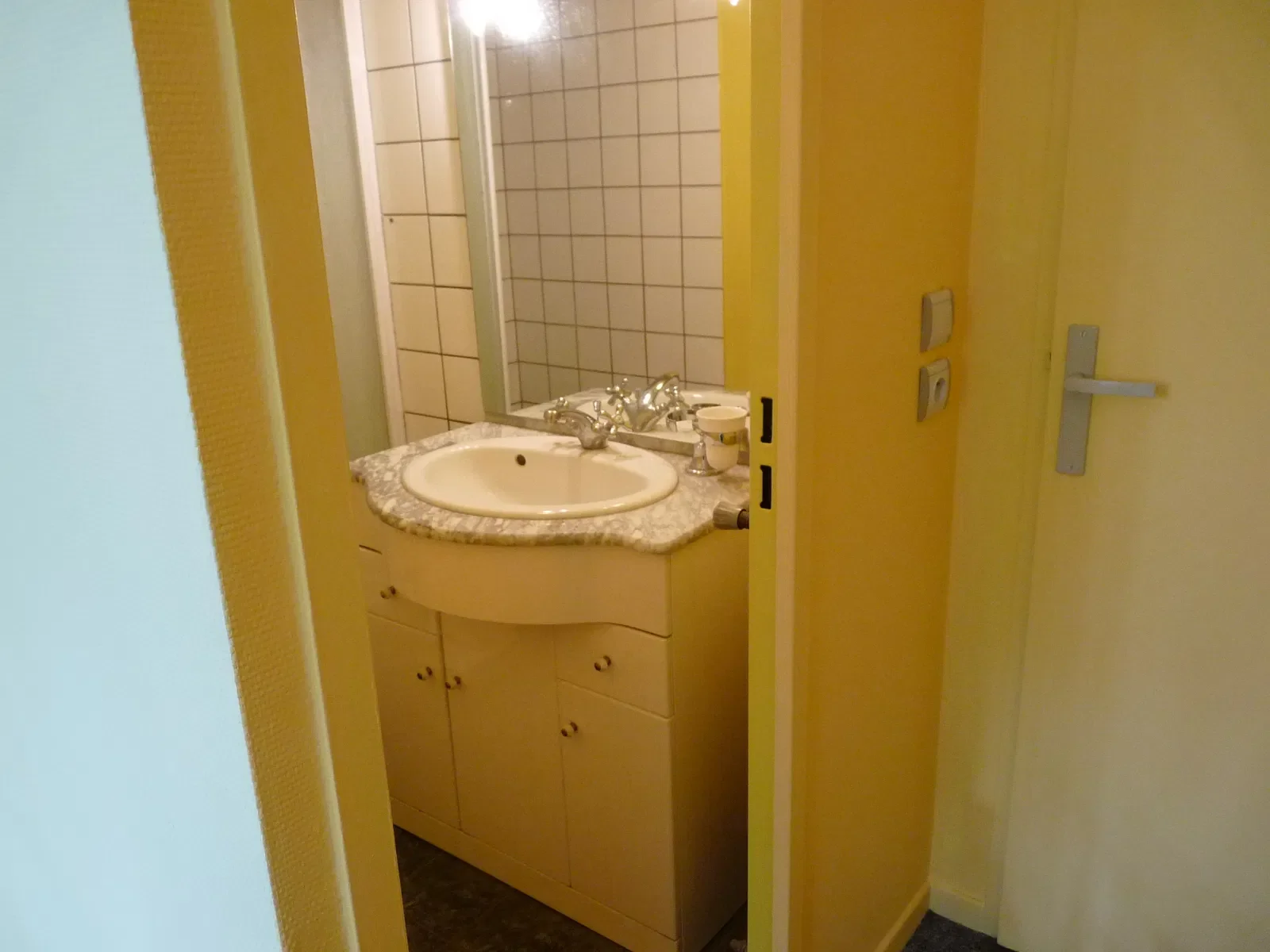 Room Rue Francis de Pressensé in Villeurbanne