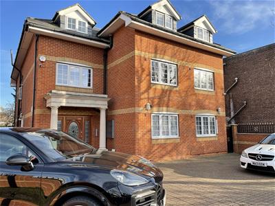 Flat Balfour Road in Greater London