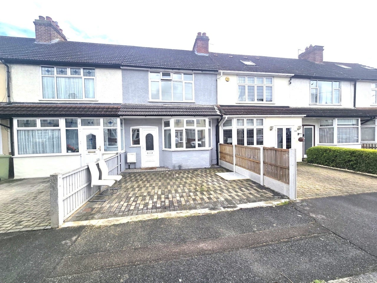 House Harwood Avenue in Greater London