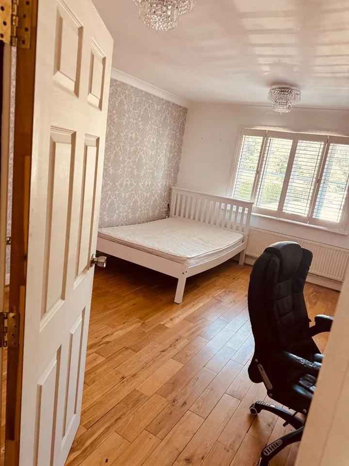 Room Covesfield in Gravesham