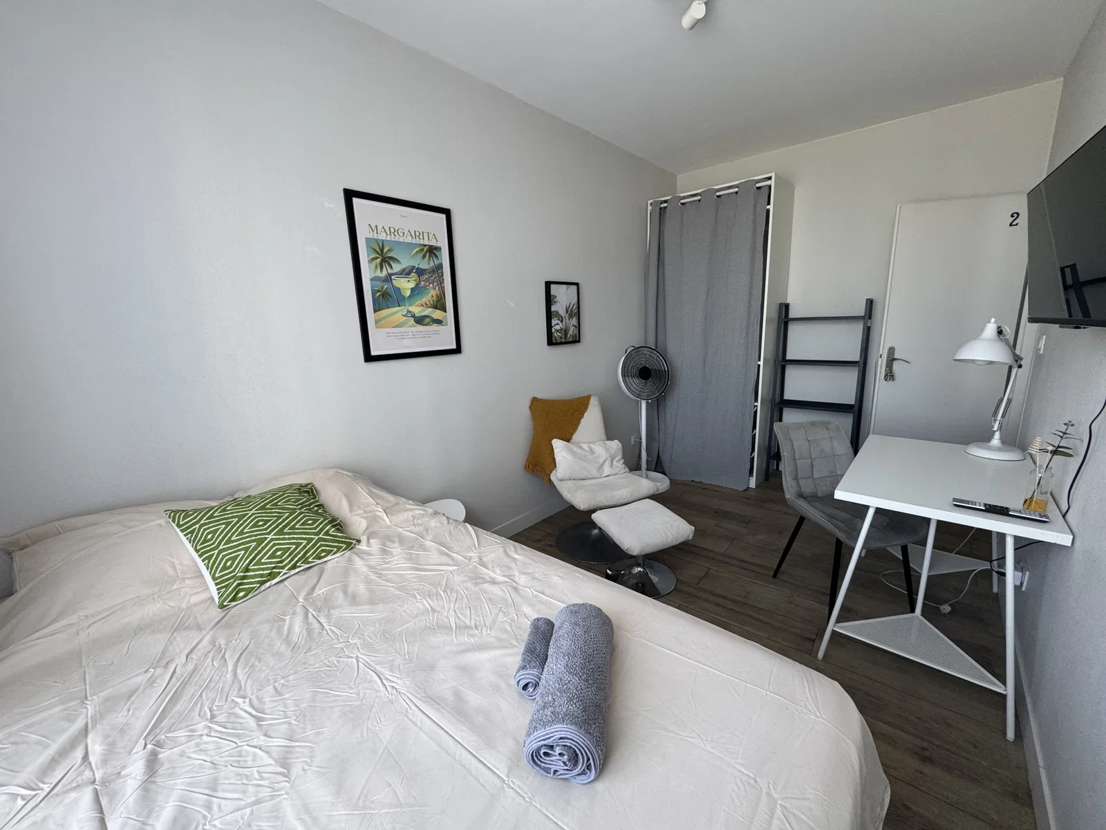 Room Boulevard Laurent Bonnevay in Vénissieux