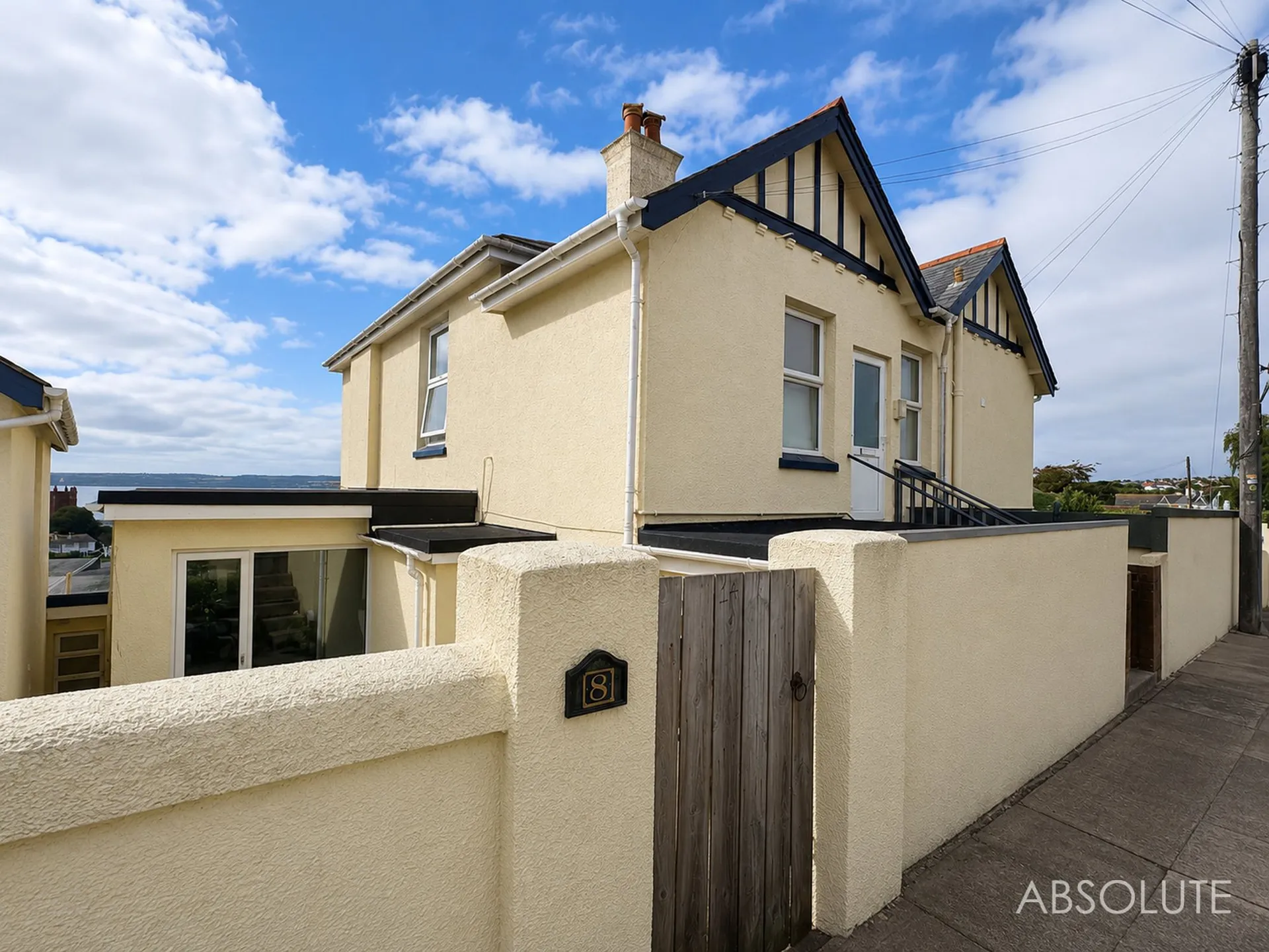 Flat Great Headland Road in Paignton