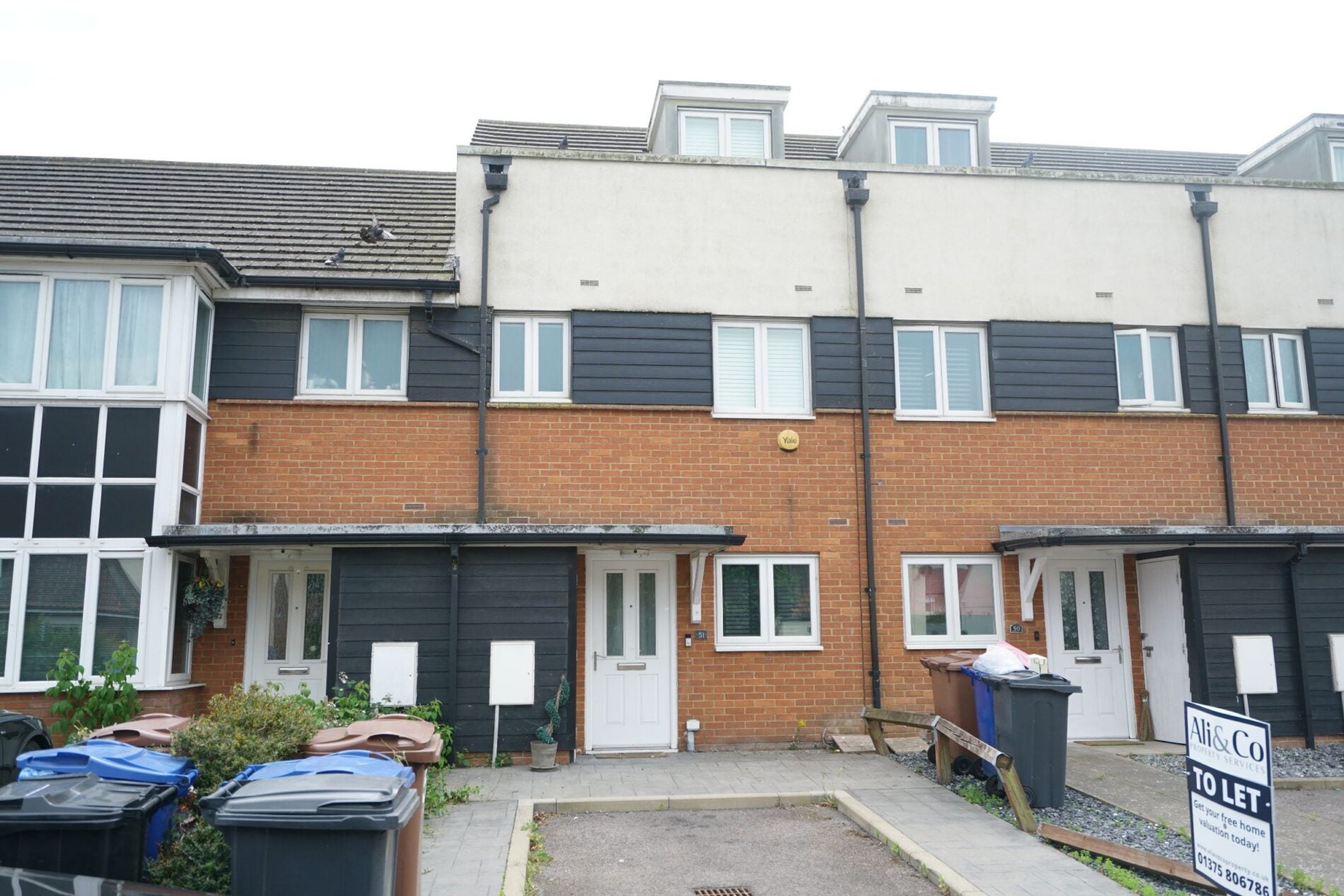 House North Road in Purfleet-on-Thames