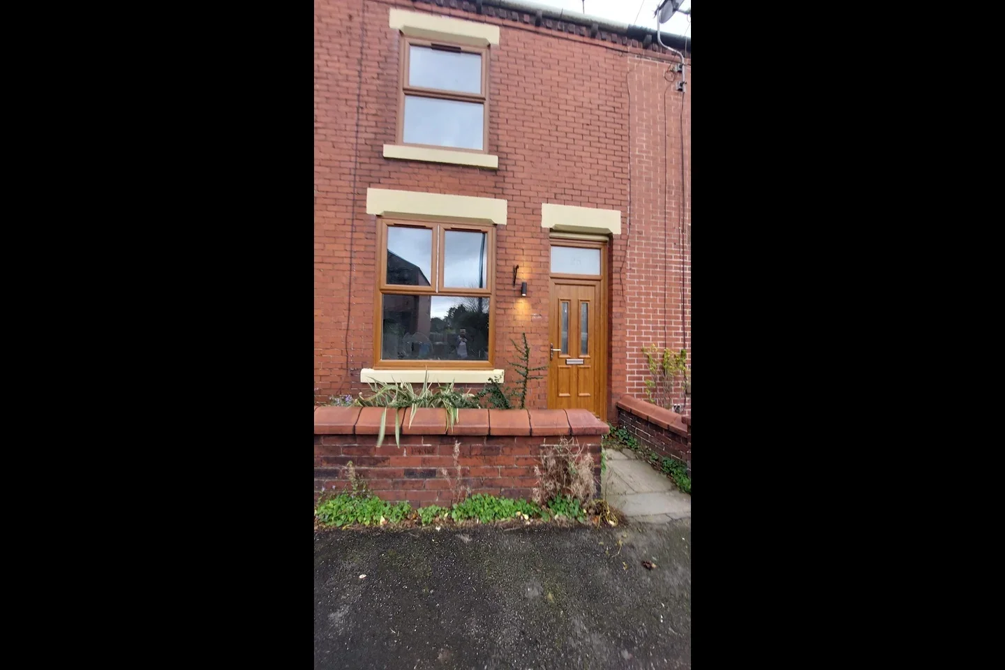 House Livingstone Street in Oldham
