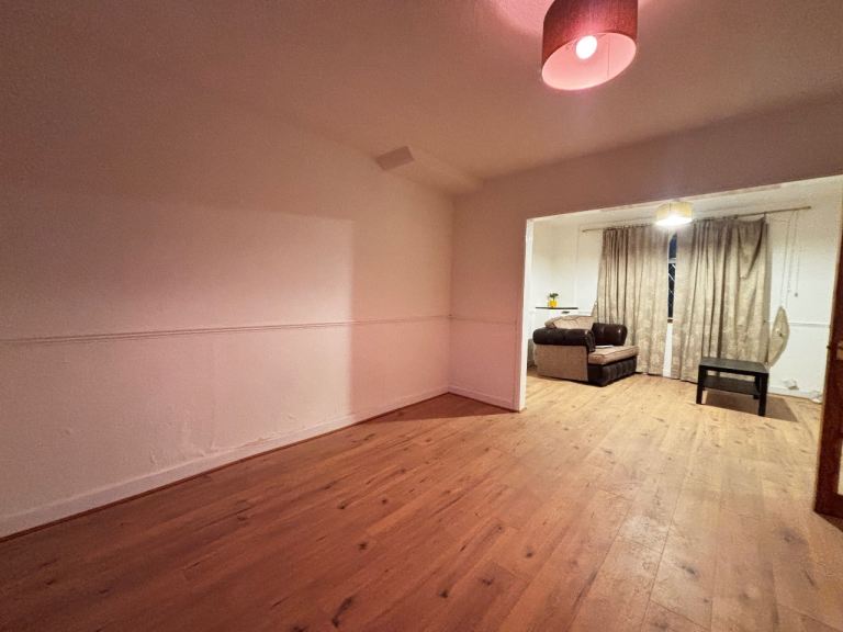 House Orchard Waye in Greater London