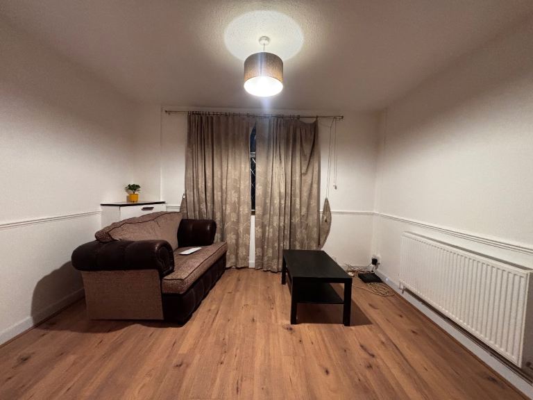 House Orchard Waye in Greater London