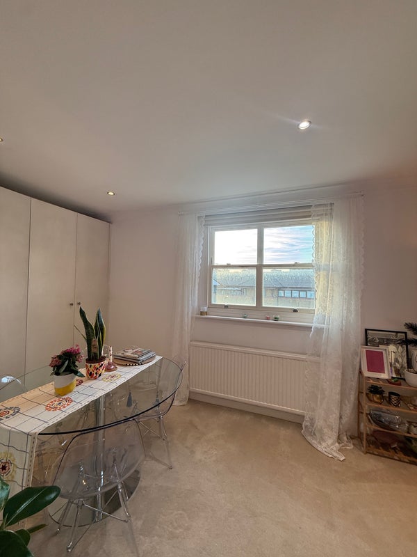 Flat Westbourne Terrace in City of Westminster