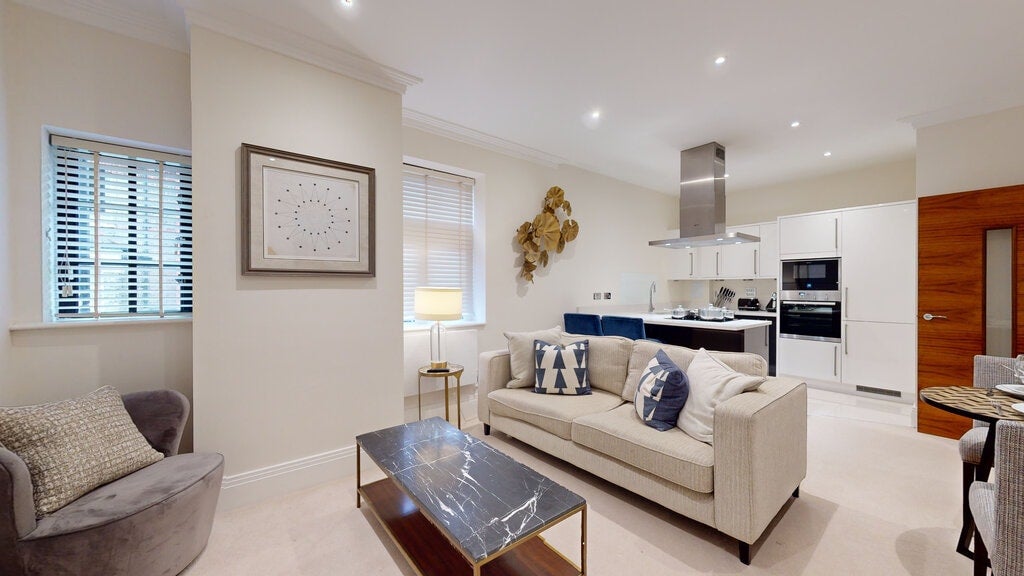 Flat Rainville Road in Greater London