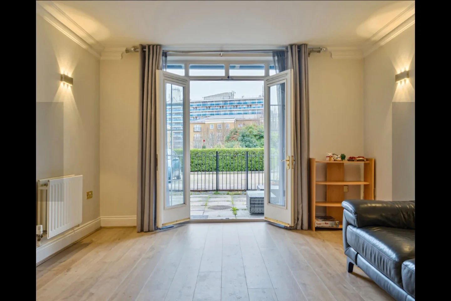 Flat Great Dover Street in Greater London