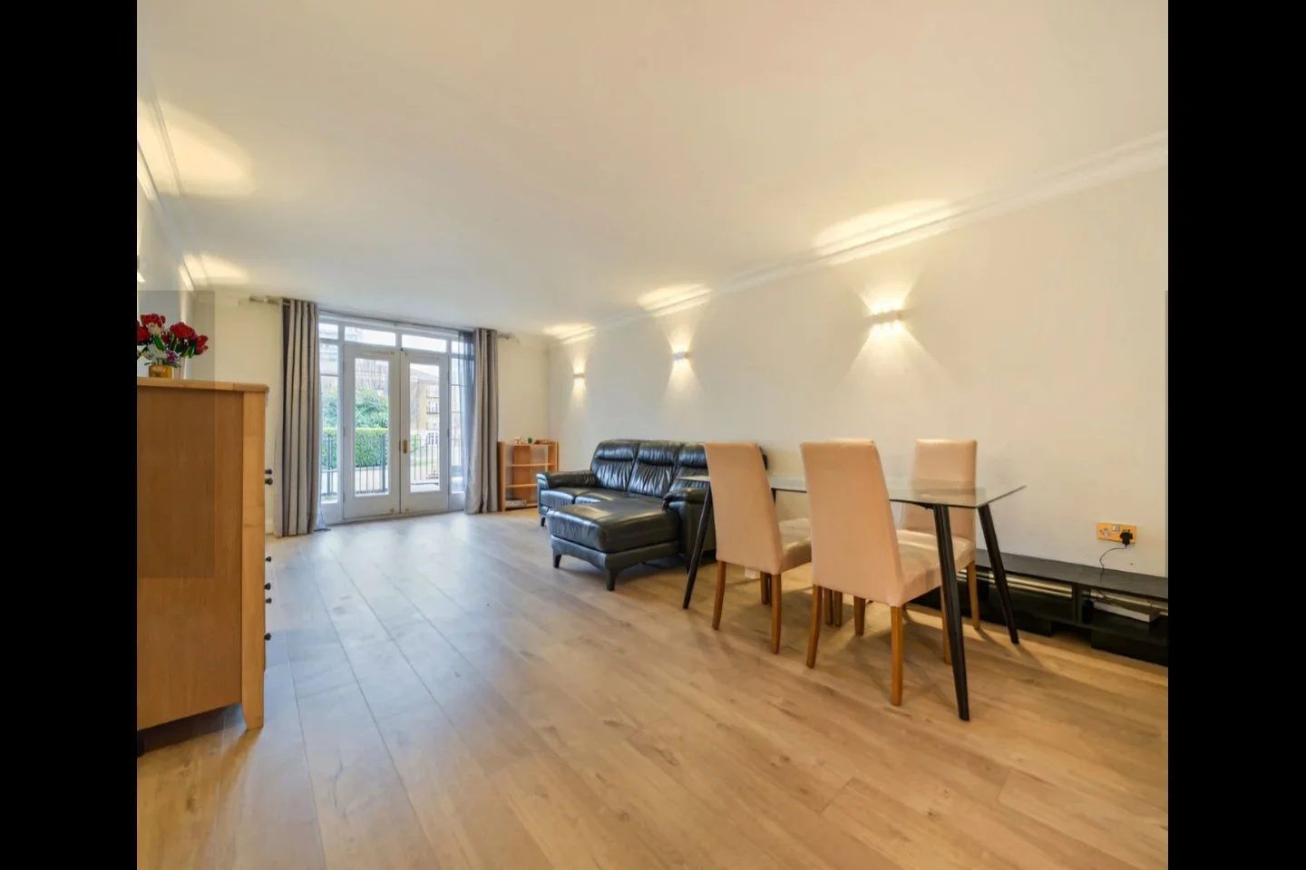 Flat Great Dover Street in Greater London