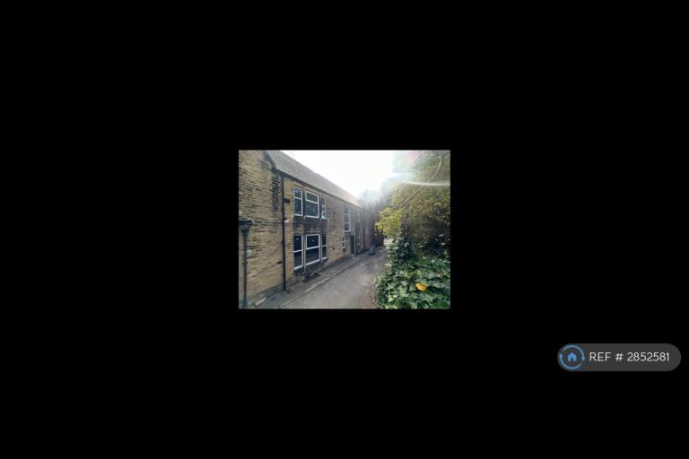 House Town Lane in Bradford