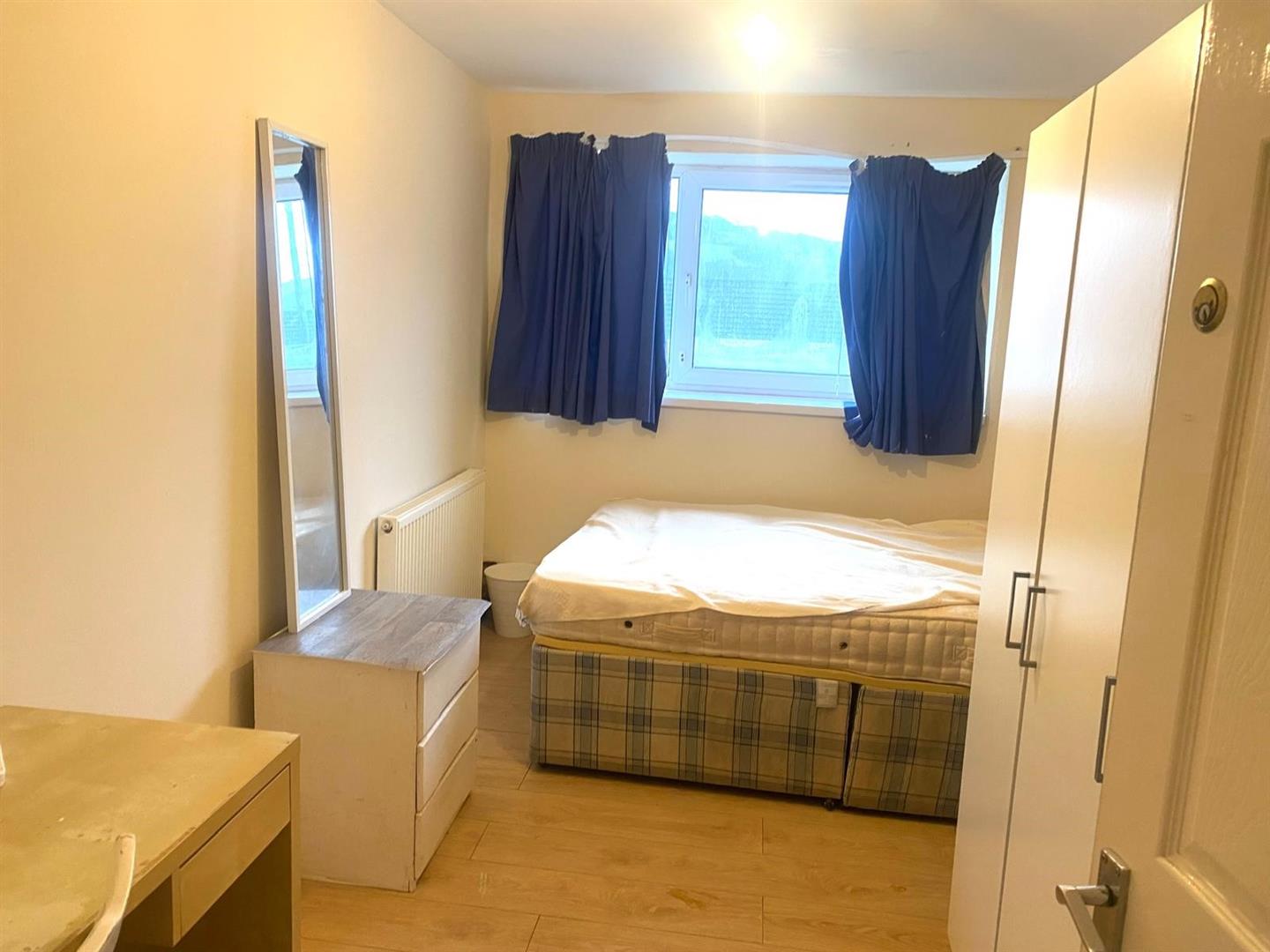 Flat Queen Street in Pontypridd