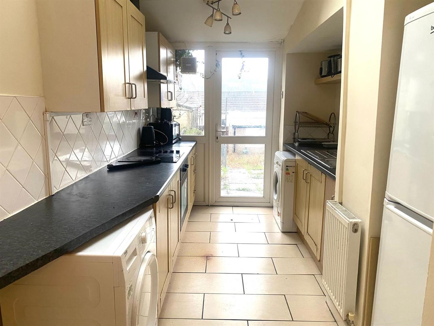Flat Queen Street in Pontypridd